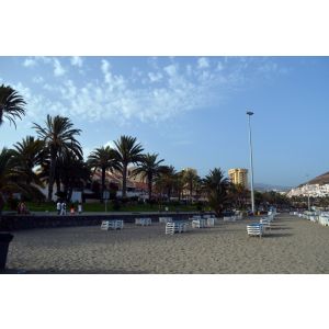 Sunny beach-front  house 