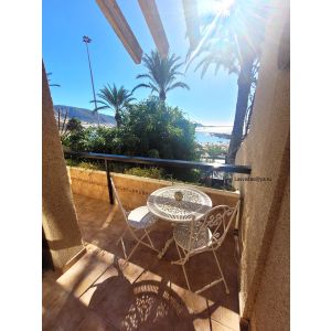 Sunny beach-front  house 