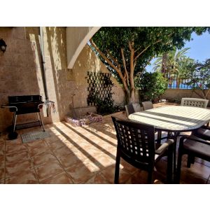 Sunny beach-front  house 